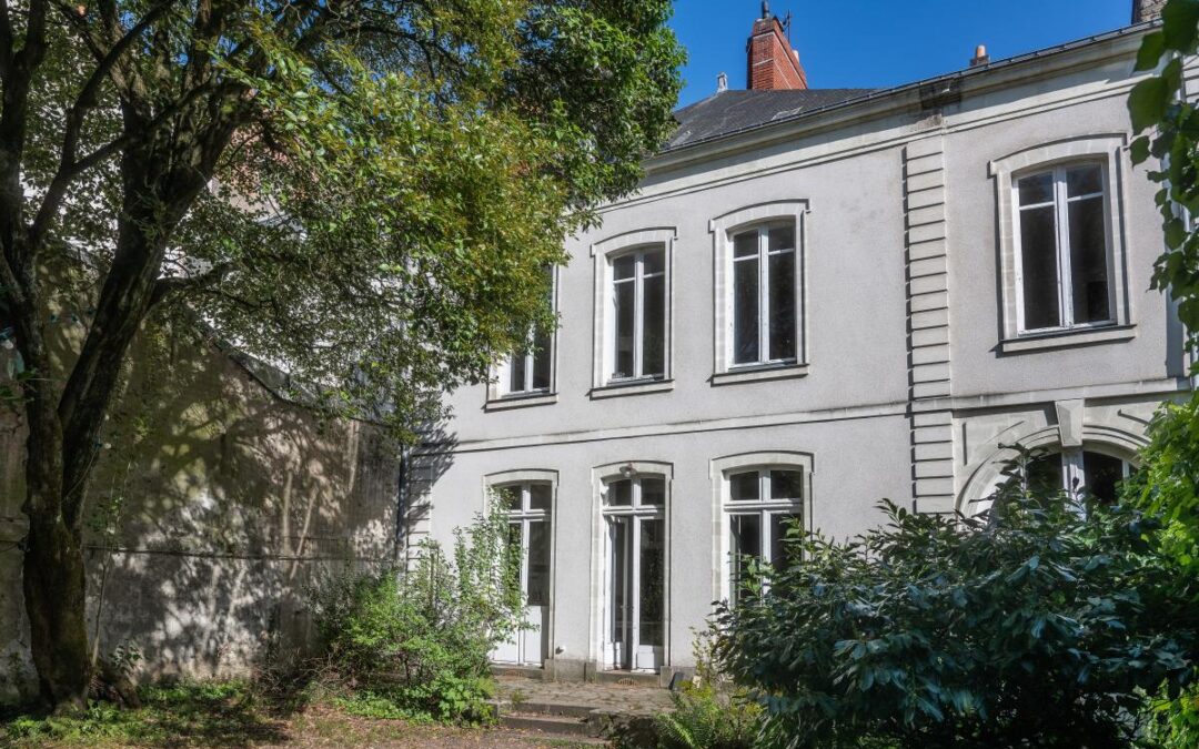 Vente Maison T13 de 453 m² à Nantes (44000)